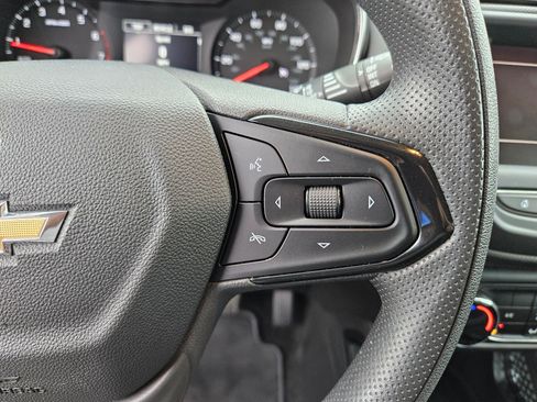 Used 2023 Chevrolet TrailBlazer LT AWD/4WD image 18