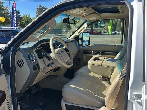 Used 2009 Ford F250 Lariat image 8