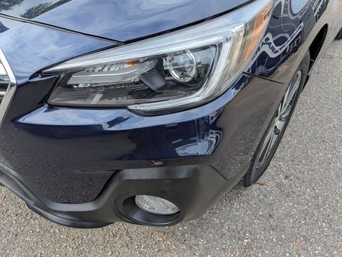 Used 2018 Subaru Outback 2.5i Limited AWD/4WD image 5