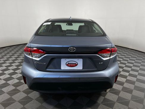 Used 2023 Toyota Corolla LE image 6