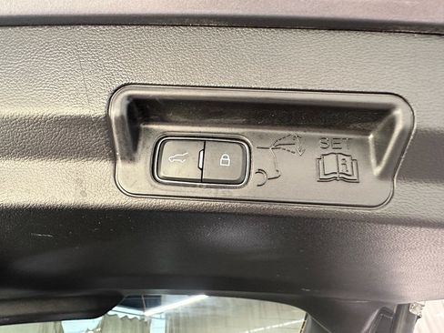 Used 2022 Ford Explorer Timberline AWD/4WD image 9