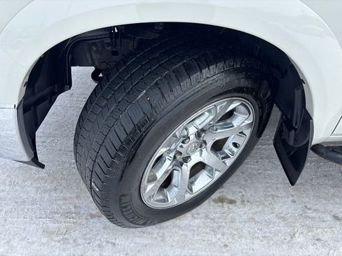 Used 2018 RAM 1500 Laramie w/ Convenience Group image 18