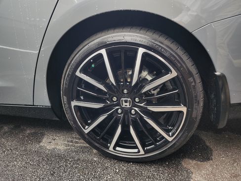 Certified 2025 Honda Accord Touring image 11