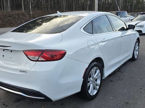 Used 2017 Chrysler 200 Limited Platinum w/ Comfort & Convenience Group image 7