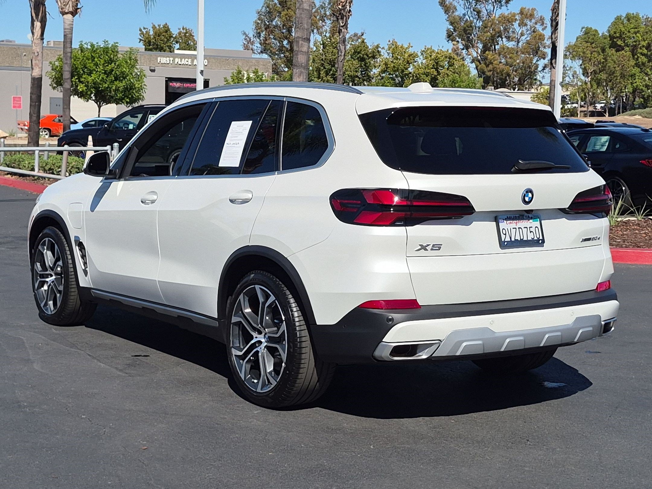 Used 2026 BMW X5 xDrive50e w/ Climate Comfort Package AWD/4WD image 8