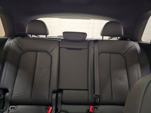 Certified 2025 Audi Q3 2.0T Premium w/ Convenience Package image 25