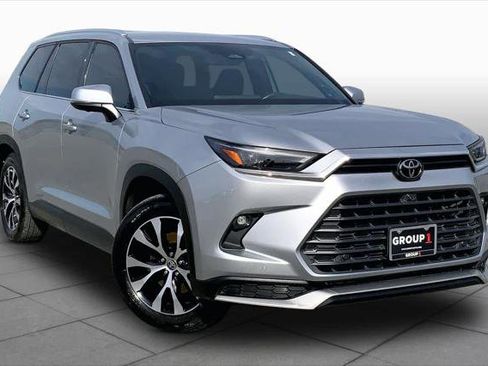 Certified 2024 Toyota Grand Highlander AWD Hybrid image 3