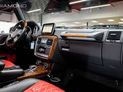 Used 2016 Mercedes-Benz G 65 AMG 4MATIC image 16
