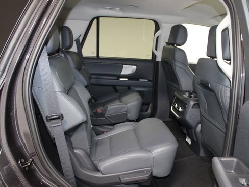 New 2026 Ford Expedition Active RWD image 33