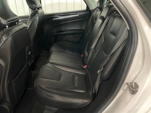 Used 2016 Ford Fusion Titanium FWD image 13