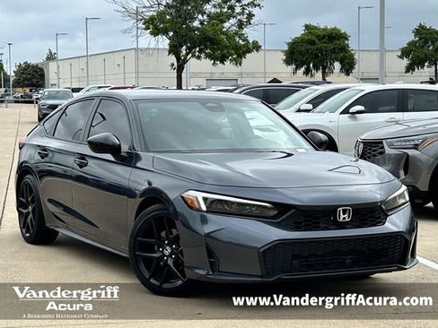 Used 2025 Honda Civic Sport image 1