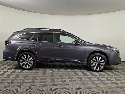 Used 2023 Subaru Outback Limited AWD/4WD image 10