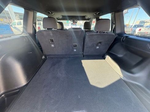 Used 2025 Jeep Grand Cherokee Laredo X w/ Luxury Tech Group I image 20