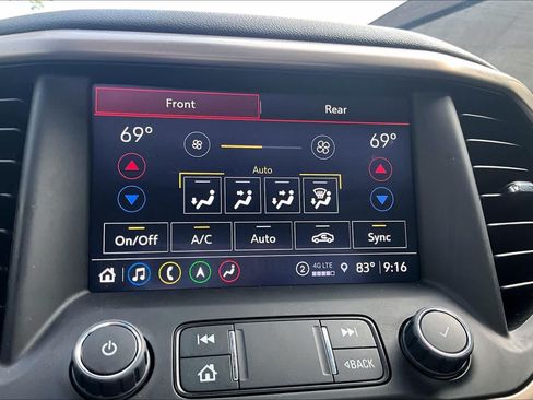 Used 2023 GMC Acadia Denali w/ Denali Ultimate Package FWD image 37