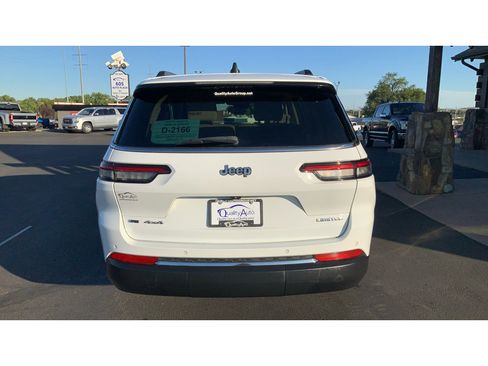 Used 2021 Jeep Grand Cherokee L Limited AWD/4WD image 7