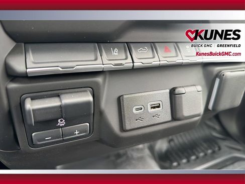 New 2025 GMC Sierra 3500 Pro AWD/4WD image 36
