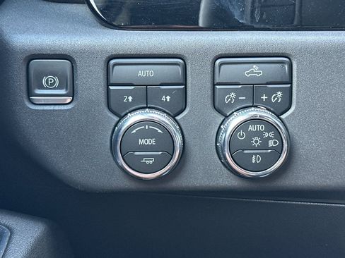 Certified 2023 GMC Sierra 1500 Elevation image 30