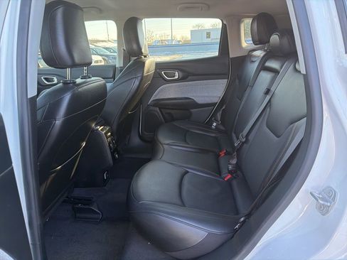 Used 2022 Jeep Compass Latitude image 19