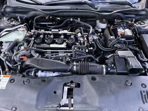 Used 2019 Honda Civic Sport image 17