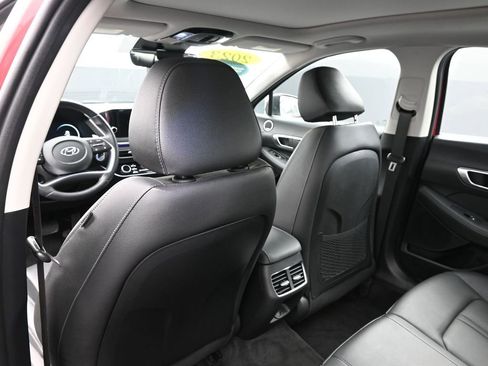 Used 2023 Hyundai Sonata Limited w/ Cargo Package image 22