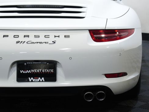 Used 2016 Porsche 911 Carrera S w/ Sport Chrono Package RWD image 19