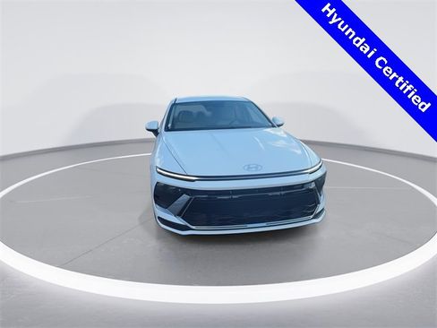 Certified 2025 Hyundai Sonata SE image 3