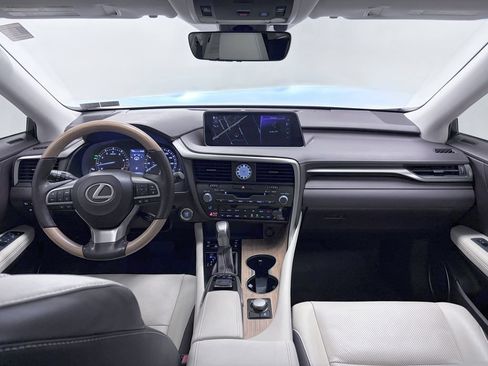 Used 2018 Lexus RX 350L FWD image 2