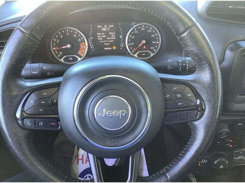 Used 2020 Jeep Renegade Altitude image 15