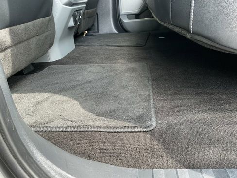 Used 2022 Ford F150 Lariat w/ Equipment Group 501A Mid image 43