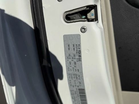 Used 2019 Chrysler Pacifica Touring Plus w/ Advanced Safetytec Group image 35