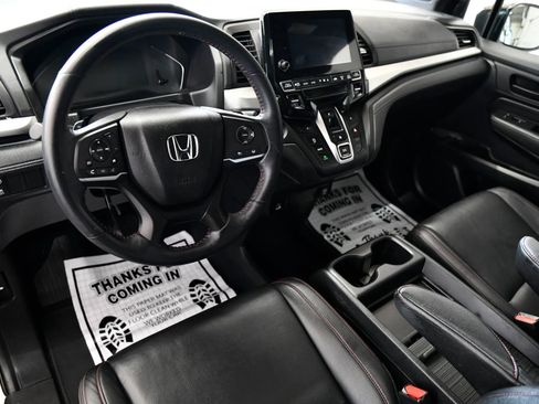 Used 2023 Honda Odyssey Sport image 14