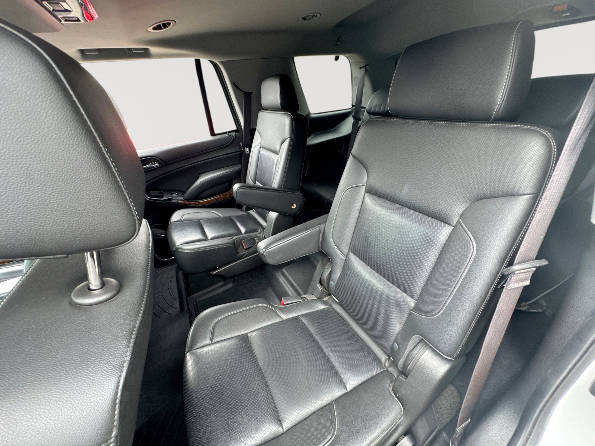 Used 2017 Chevrolet Tahoe Premier AWD/4WD image 25