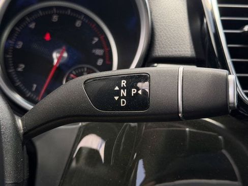 Used 2019 Mercedes-Benz GLS 450 4MATIC image 18