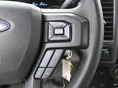 Used 2022 Ford F250 XL w/ Power Equipment Group image 28