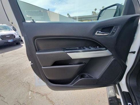 Used 2021 Chevrolet Colorado LT w/ LT Convenience Package image 19