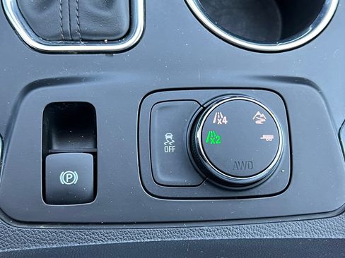 Used 2018 Chevrolet Traverse LT AWD/4WD image 30