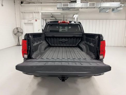 Certified 2023 Chevrolet Colorado Trail Boss w/ Technology Package image 26