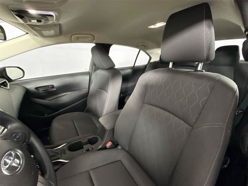 Certified 2025 Toyota Corolla LE FWD image 3