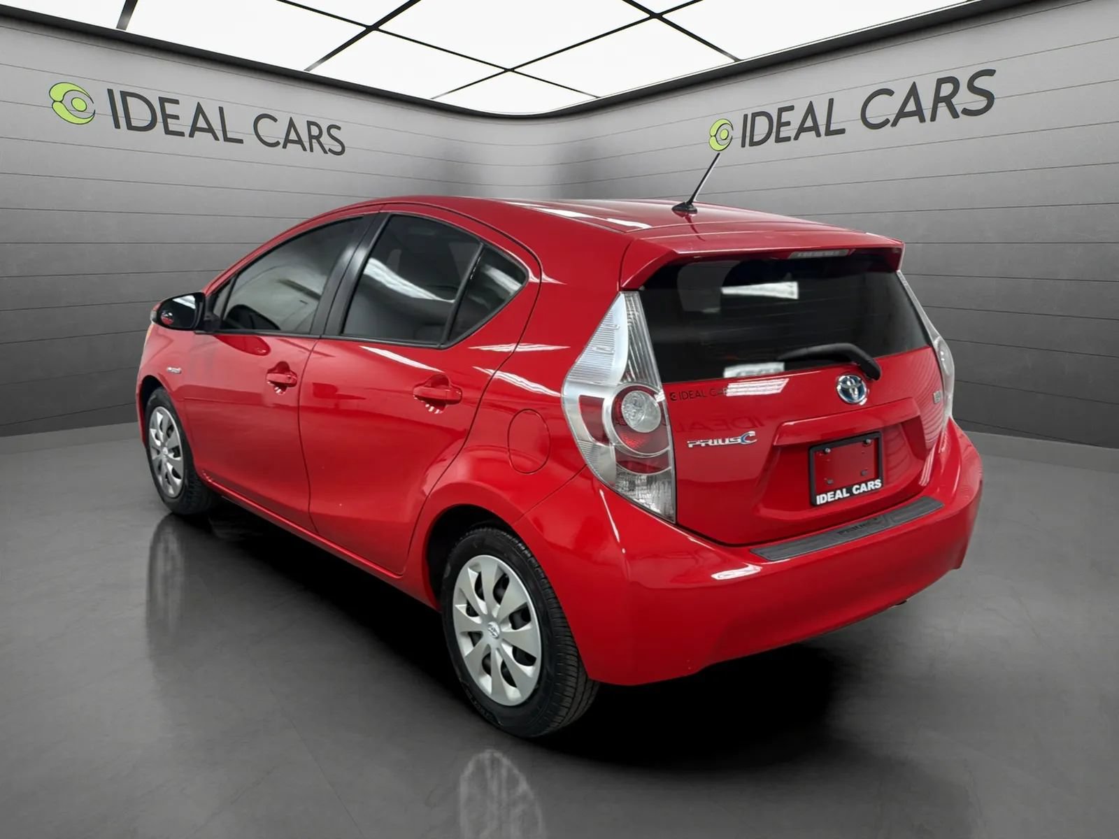 Used 2012 Toyota Prius C Two FWD image 7