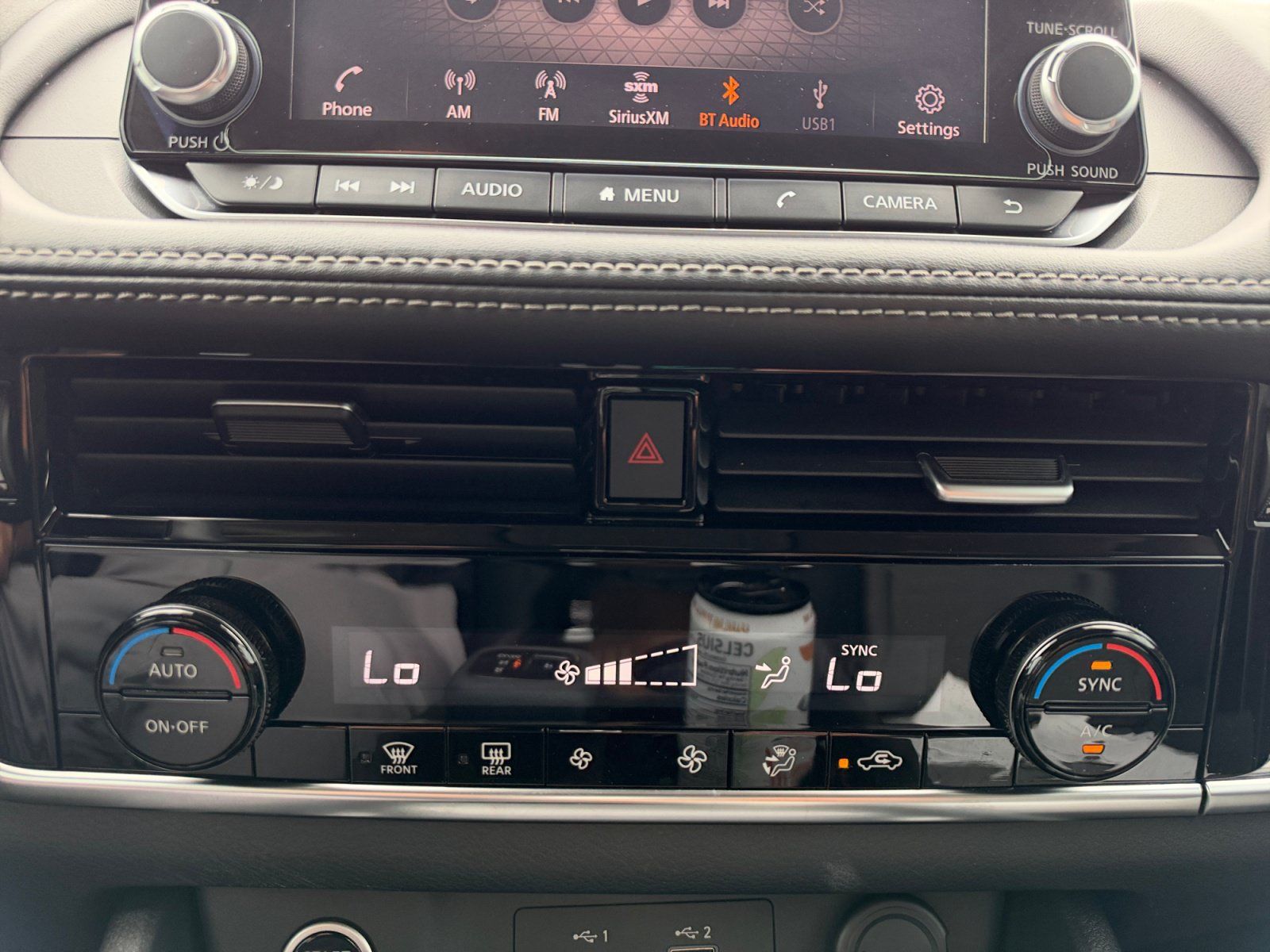 Used 2021 Nissan Rogue SV FWD image 11
