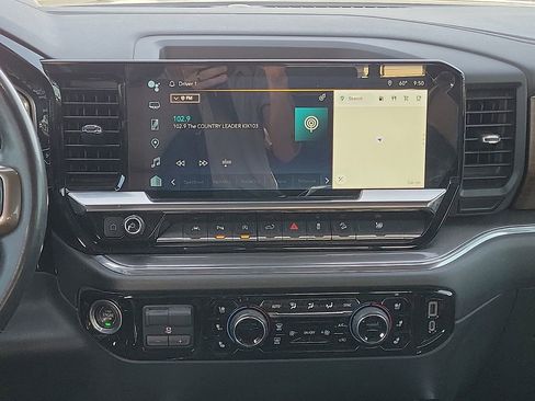 Used 2023 Chevrolet Silverado 1500 High Country w/ Z71 Off-Road Package image 10