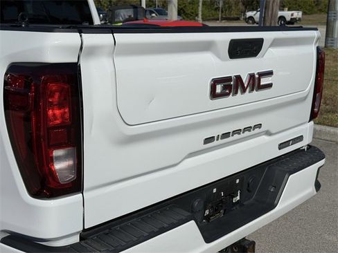 Used 2023 GMC Sierra 1500 Elevation image 13