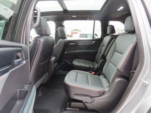 Used 2025 GMC Acadia AT4 w/ Super Cruise Package image 23