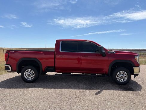 Used 2022 GMC Sierra 2500 SLE w/ SLE Value Package; AWD/4WD image 6