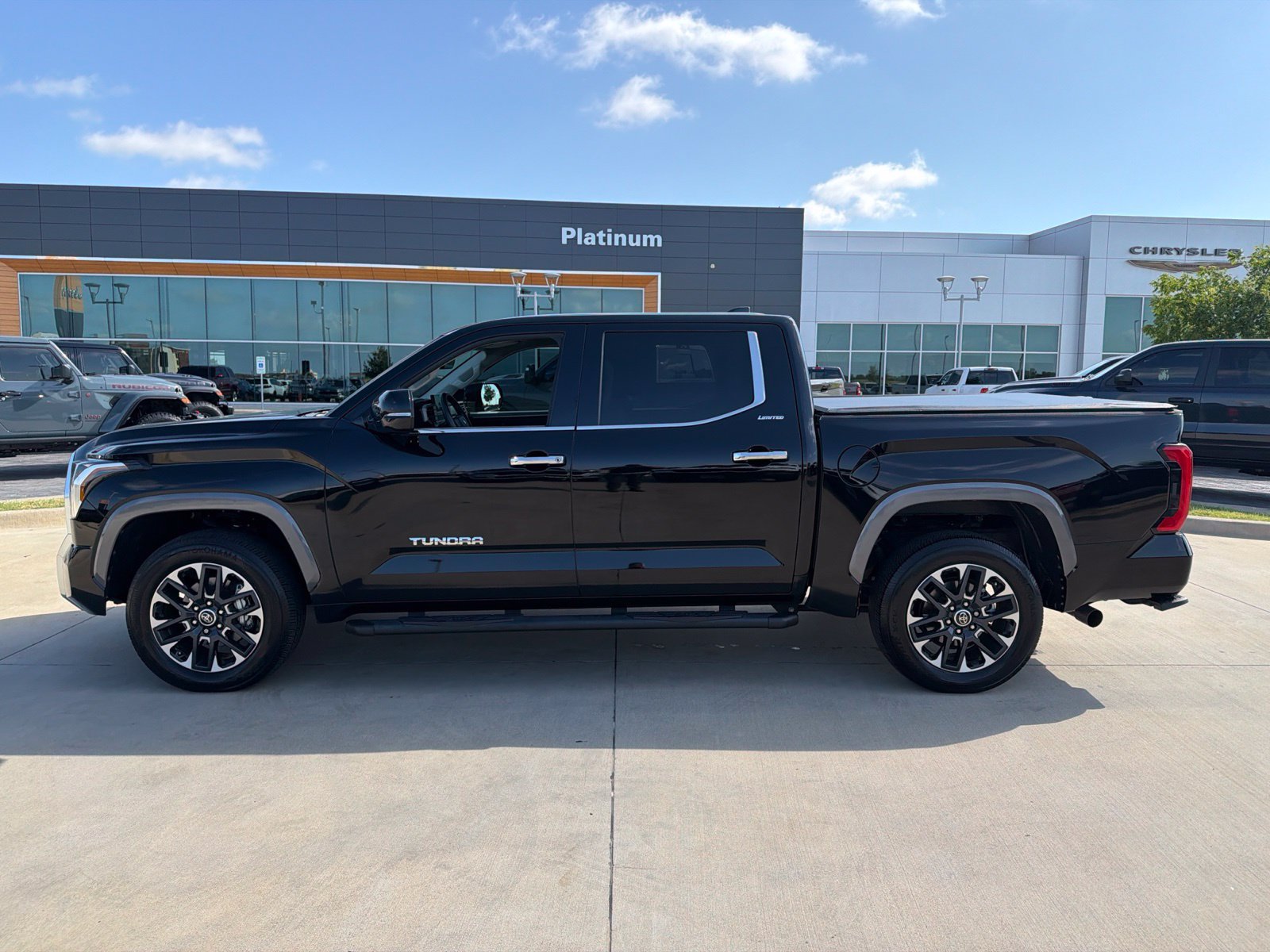 Used 2024 Toyota Tundra Limited w/ Power Package AWD/4WD image 2