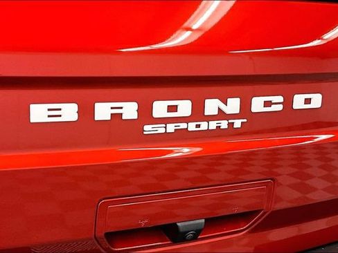 Used 2023 Ford Bronco Sport Heritage w/ Heritage Convenience Package AWD/4WD image 9