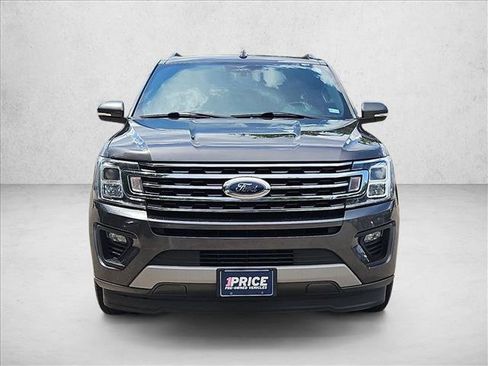 Used 2021 Ford Expedition XLT RWD image 2