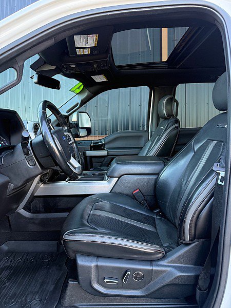 Used 2021 Ford F350 Platinum w/ Tremor Off-Road Package AWD/4WD image 7