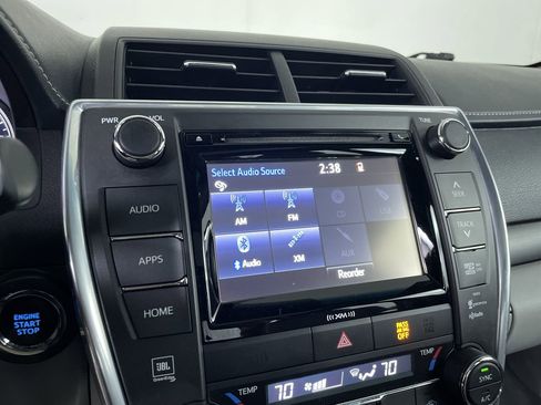 Used 2017 Toyota Camry XLE w/ Moonroof Package FWD image 14