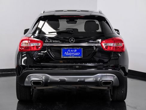 Used 2018 Mercedes-Benz GLA 250 4MATIC image 11